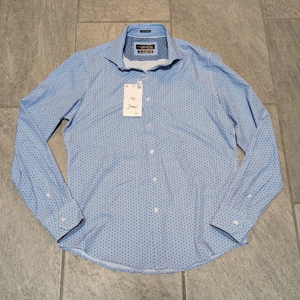 NWT Denim And Flower Tech Performance Button Up Shirt